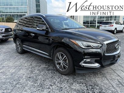 Used 2019 INFINITI QX60 Luxe w/ Essential Package