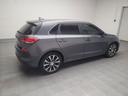 Used 2018 Hyundai Elantra GT FWD image 10