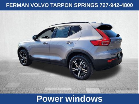 New 2026 Volvo XC40 B4 Core image 8