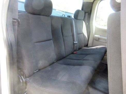 Used 2011 Chevrolet Silverado 2500 W/T w/ Snow Plow Prep Package AWD/4WD image 37