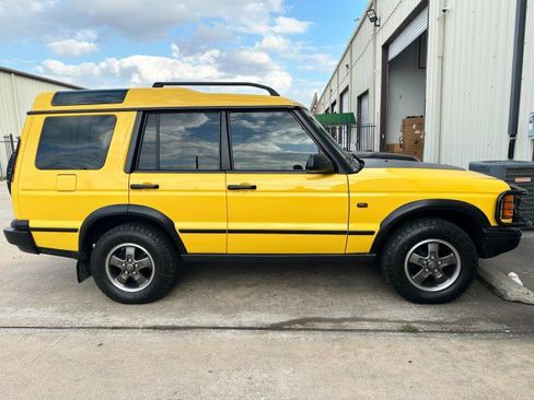 Used 2002 Land Rover Discovery SE image 11