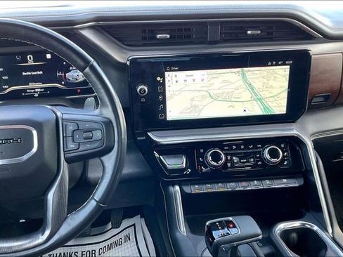 Used 2023 GMC Sierra 1500 Denali Ultimate image 6