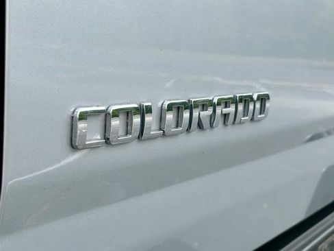 Used 2015 Chevrolet Colorado LT w/ LT Convenience Package RWD image 15