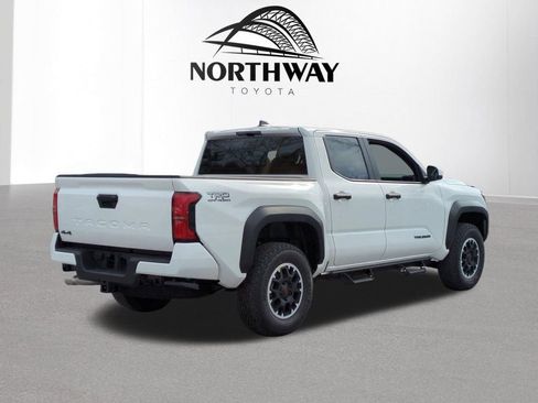 New 2026 Toyota Tacoma TRD Off-Road AWD/4WD image 4