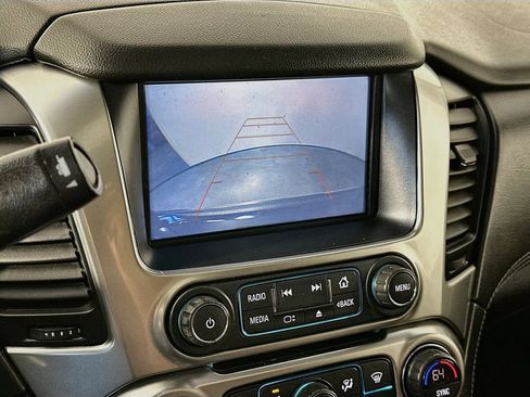 Used 2019 Chevrolet Suburban Premier w/ Premier Plus Edition AWD/4WD image 20
