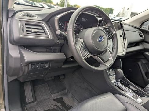 Used 2024 Subaru Ascent Limited w/ Technology Package AWD/4WD image 2