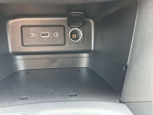 Used 2024 Chevrolet Equinox LT AWD/4WD image 39