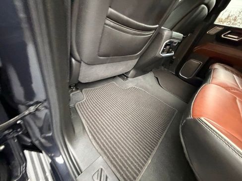 Used 2024 GMC Sierra 3500 Denali Ultimate image 16