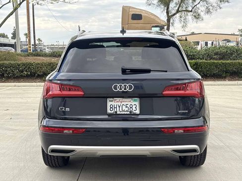 Used 2019 Audi Q5 2.0T Premium Plus w/ Premium Plus Package AWD/4WD image 4