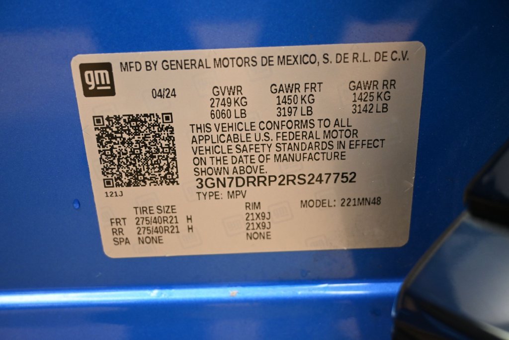 Used 2024 Chevrolet Equinox EV RS w/ Active Safety Package 3 FWD image 30