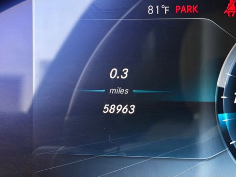 Used 2019 Mercedes-Benz S 560 Sedan image 3