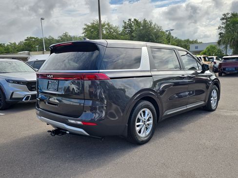 Certified 2023 Kia Carnival LX FWD image 8
