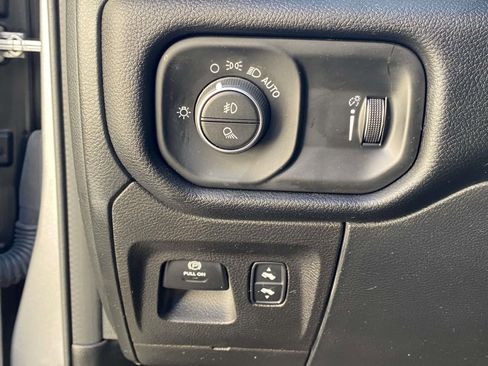 Used 2022 RAM 1500 Big Horn image 19