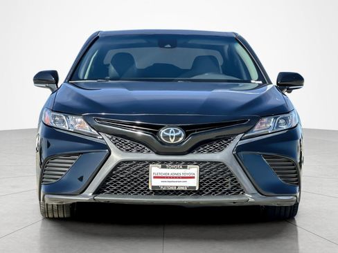 Certified 2018 Toyota Camry SE w/ Convenience Package image 8