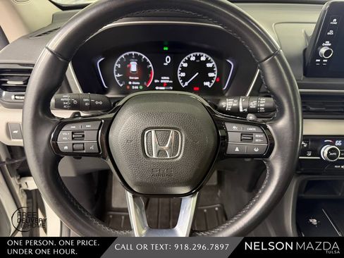 Used 2023 Honda Pilot Touring image 22