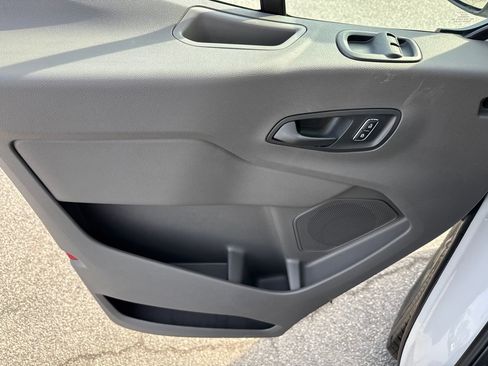 New 2026 Ford Transit 250 148 Medium Roof w/ Load Area Protection Package image 31