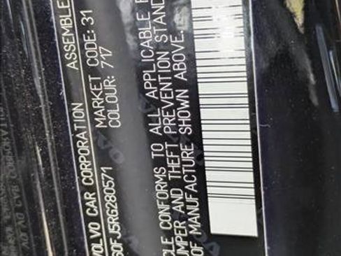 Used 2024 Volvo S60 T8 Ultimate w/ Climate Package image 15