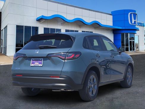 New 2027 Honda HR-V LX image 5