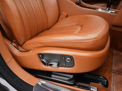 Used 2011 Bentley Mulsanne image 71