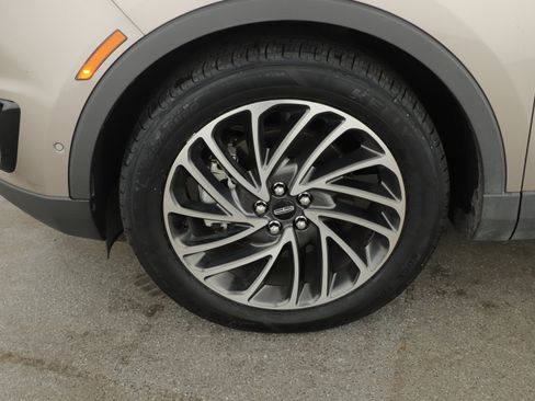 Used 2020 Lincoln Nautilus Reserve w/ Equipment Group 201A image 4