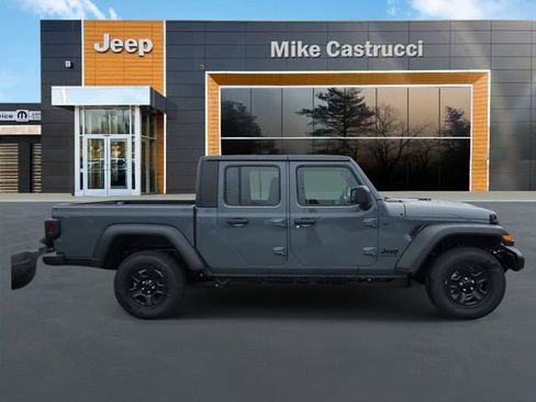 New 2026 Jeep Gladiator Sport image 3