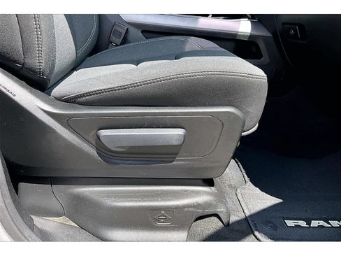 Used 2021 RAM 1500 Big Horn RWD image 50