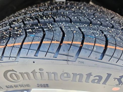 New 2026 Chevrolet Trax RS image 28