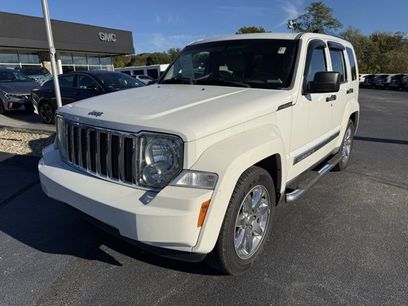 Used 2010 Jeep Liberty Limited w/ Tire & Wheel Group