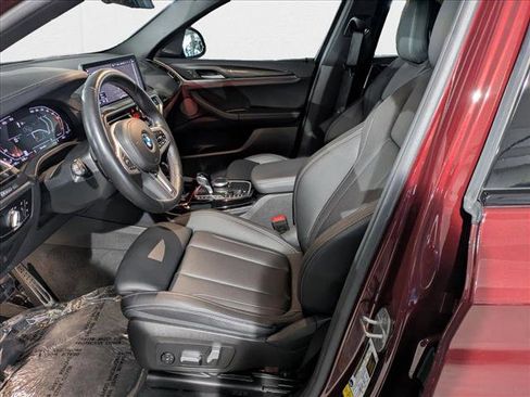 Used 2023 BMW X4 M40i w/ Premium Package image 17