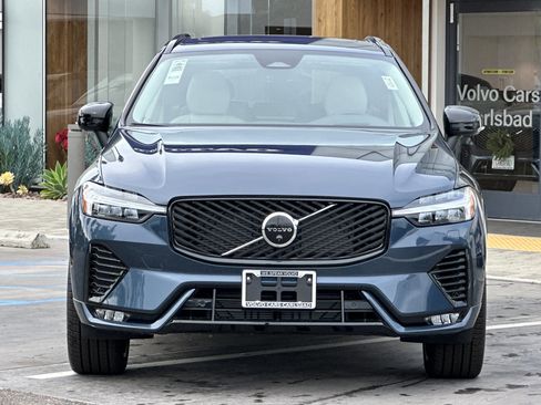 New 2026 Volvo XC60 B5 Ultra w/ Climate Package image 3