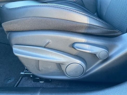 New 2026 Jeep Compass Latitude image 12