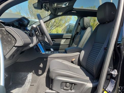 New 2026 Land Rover Discovery Sport Landmark AWD/4WD image 6