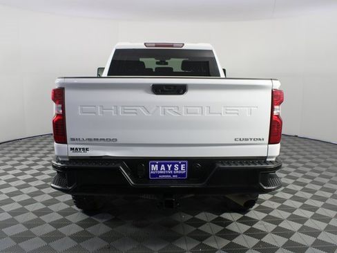 Used 2022 Chevrolet Silverado 2500 Custom w/ Custom Value Package image 22