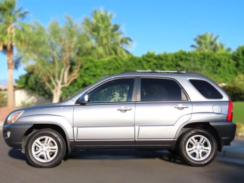 Used 2007 Kia Sportage EX FWD image 8