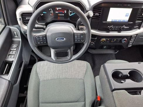 Used 2023 Ford F150 XLT image 2