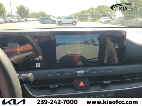New 2026 Kia K4 FWD image 25