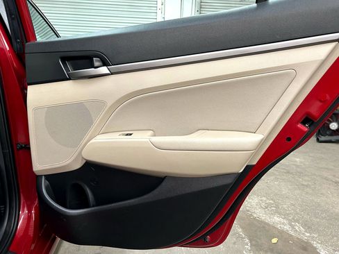 Used 2018 Hyundai Elantra SEL image 22