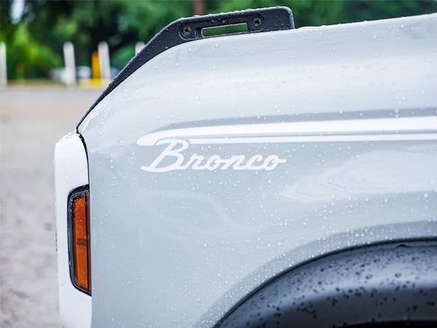 New 2026 Ford Bronco Heritage Edition AWD/4WD image 9