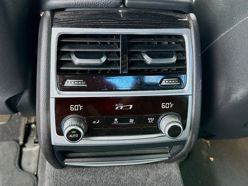 Used 2019 BMW 740i w/ M Sport Package RWD image 17