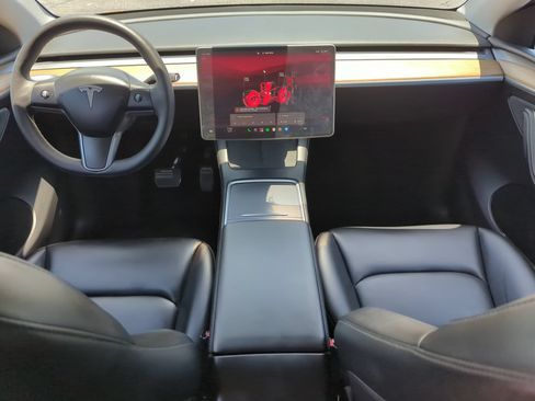Used 2023 Tesla Model Y Long Range AWD/4WD image 14