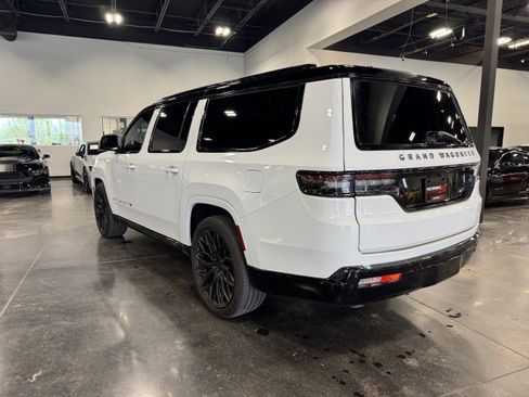 Used 2025 Jeep Grand Wagoneer L Series III w/ Quick Order Packagew 28T image 5