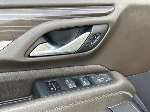Used 2021 GMC Yukon XL Denali image 22