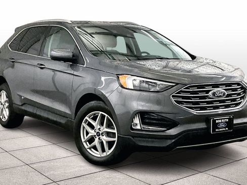 Used 2022 Ford Edge SEL w/ Convenience Package image 2