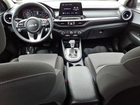 Used 2024 Kia Forte LXS FWD image 10