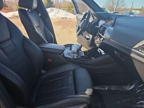 Used 2021 BMW X3 M40i w/ Executive Package image 10