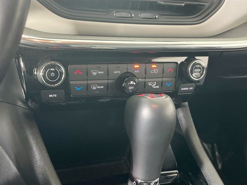 Used 2022 Jeep Compass Limited AWD/4WD image 15