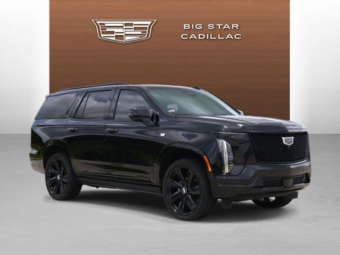 Used 2025 Cadillac Escalade Sport Platinum w/ LPO, Floor Liner Package AWD/4WD image 7