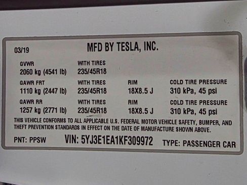 Used 2019 Tesla Model 3 Standard Range Plus image 39