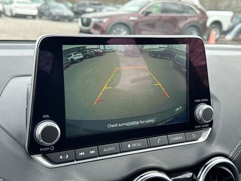 Used 2025 Nissan Sentra SV image 19