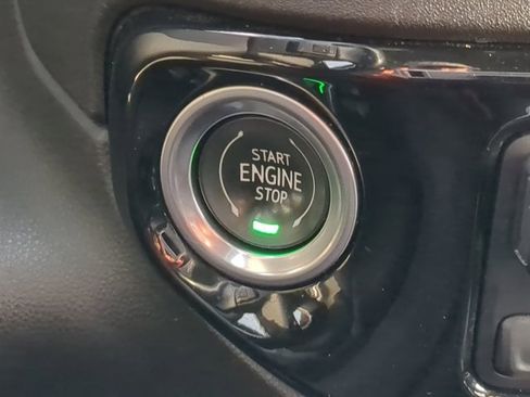 Used 2022 GMC Sierra 1500 Elevation w/ Preferred Package image 27